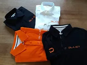 Polo's en blouses met het logo van DLA ICT